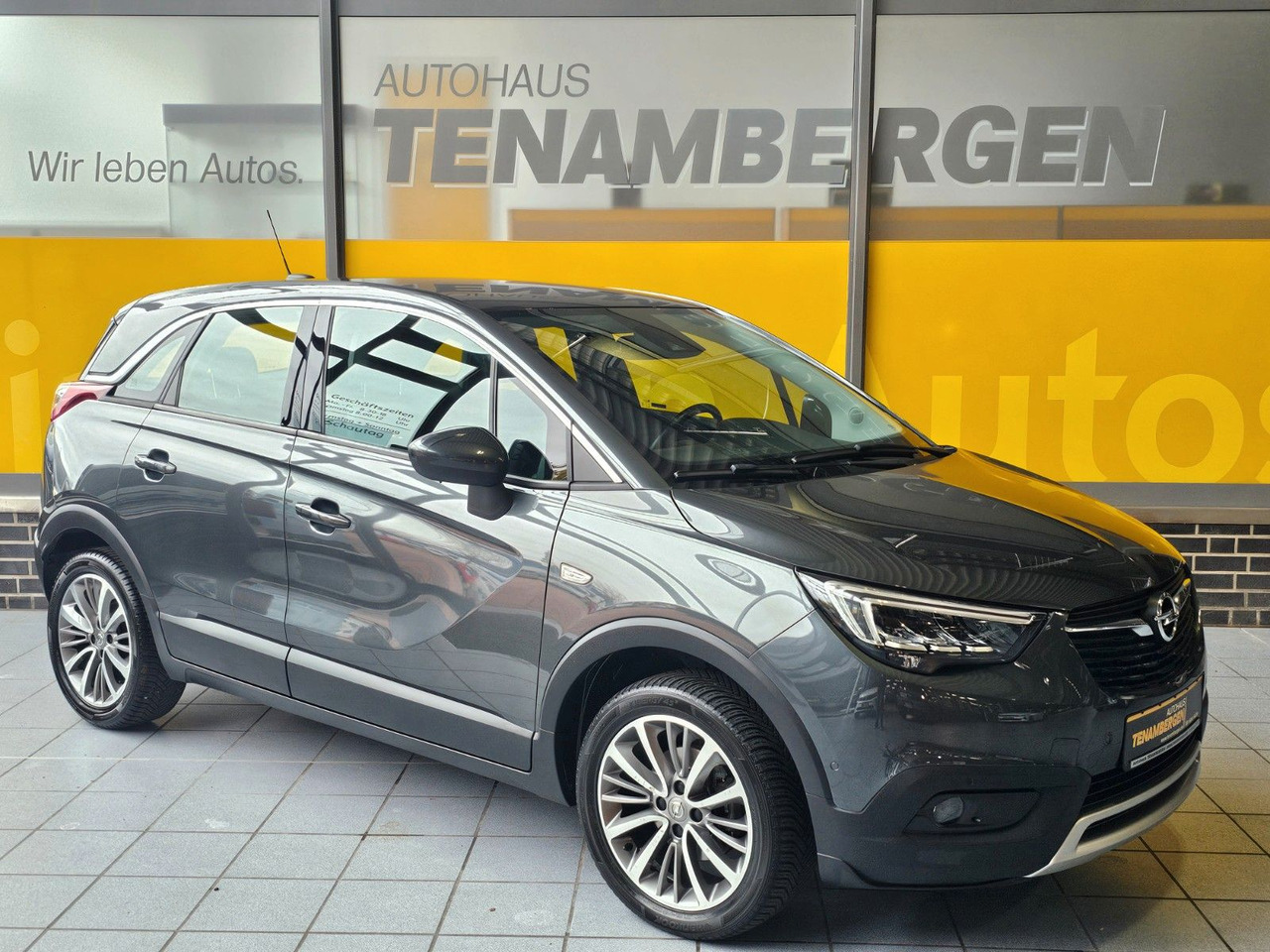 Opel Crossland (X) SHZ Lhzg Navi AHK - ميكروباص: صور 1 Opel Crossland (X) SHZ Lhzg Navi AHK - ميكروباص: صور 1
