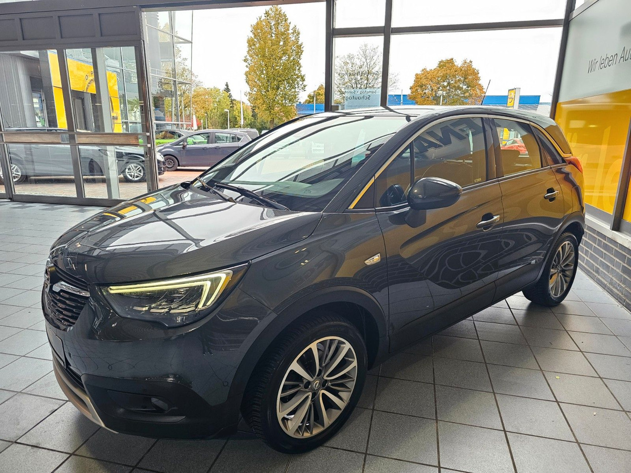 Opel Crossland (X) SHZ Lhzg Navi AHK - ميكروباص: صور 3 Opel Crossland (X) SHZ Lhzg Navi AHK - ميكروباص: صور 3