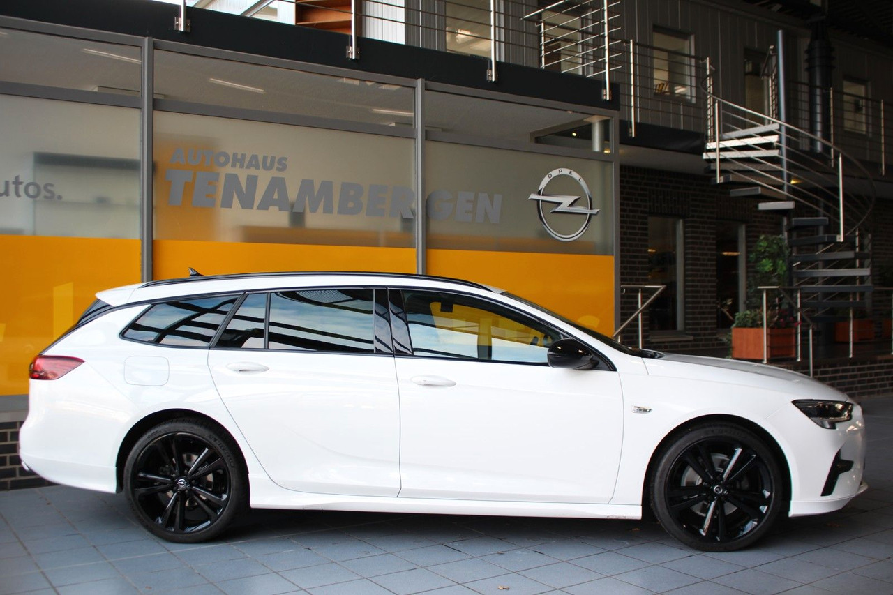 Opel Insignia B Sports Tourer Ultimate 4x4 AHK ACC - سيارة: صور 3 Opel Insignia B Sports Tourer Ultimate 4x4 AHK ACC - سيارة: صور 3