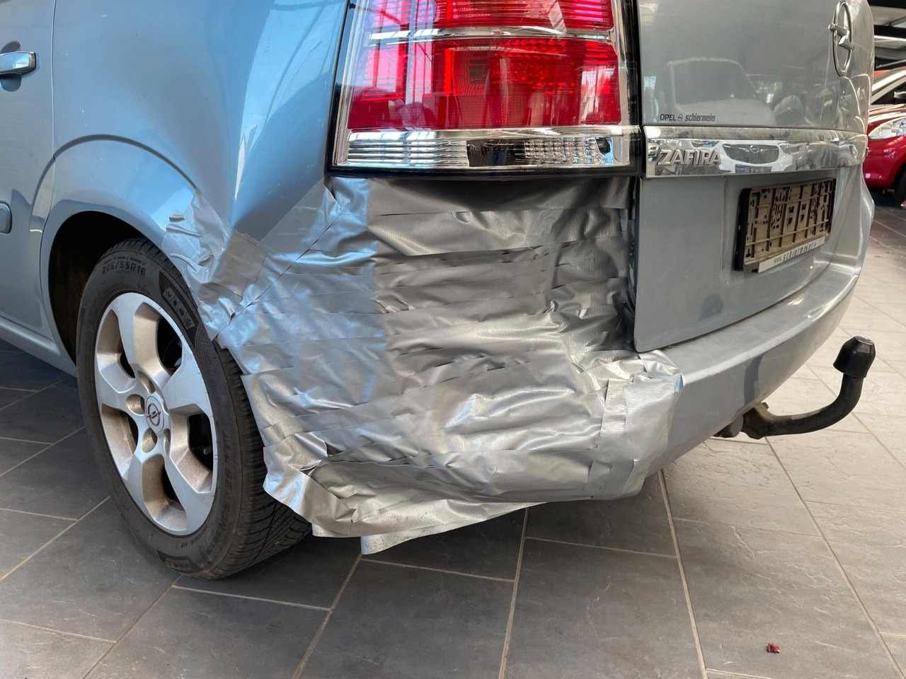 Opel Zafira B Edition - ميكروباص: صور 5 Opel Zafira B Edition - ميكروباص: صور 5