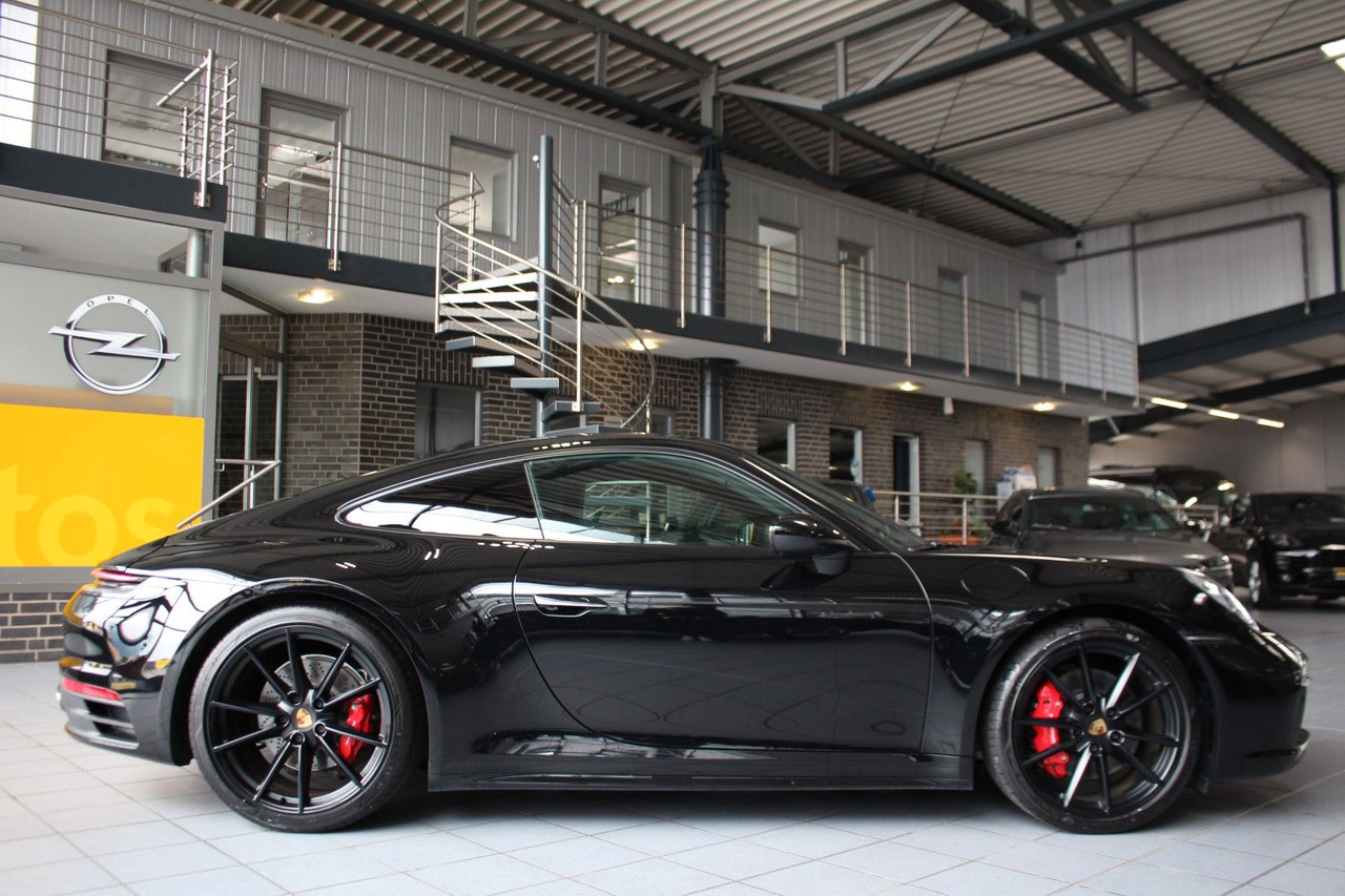 Porsche 992 Carrera 4S Sport-Chrono Matrix PZService neu - كوبيه: صور 2 Porsche 992 Carrera 4S Sport-Chrono Matrix PZService neu - كوبيه: صور 2