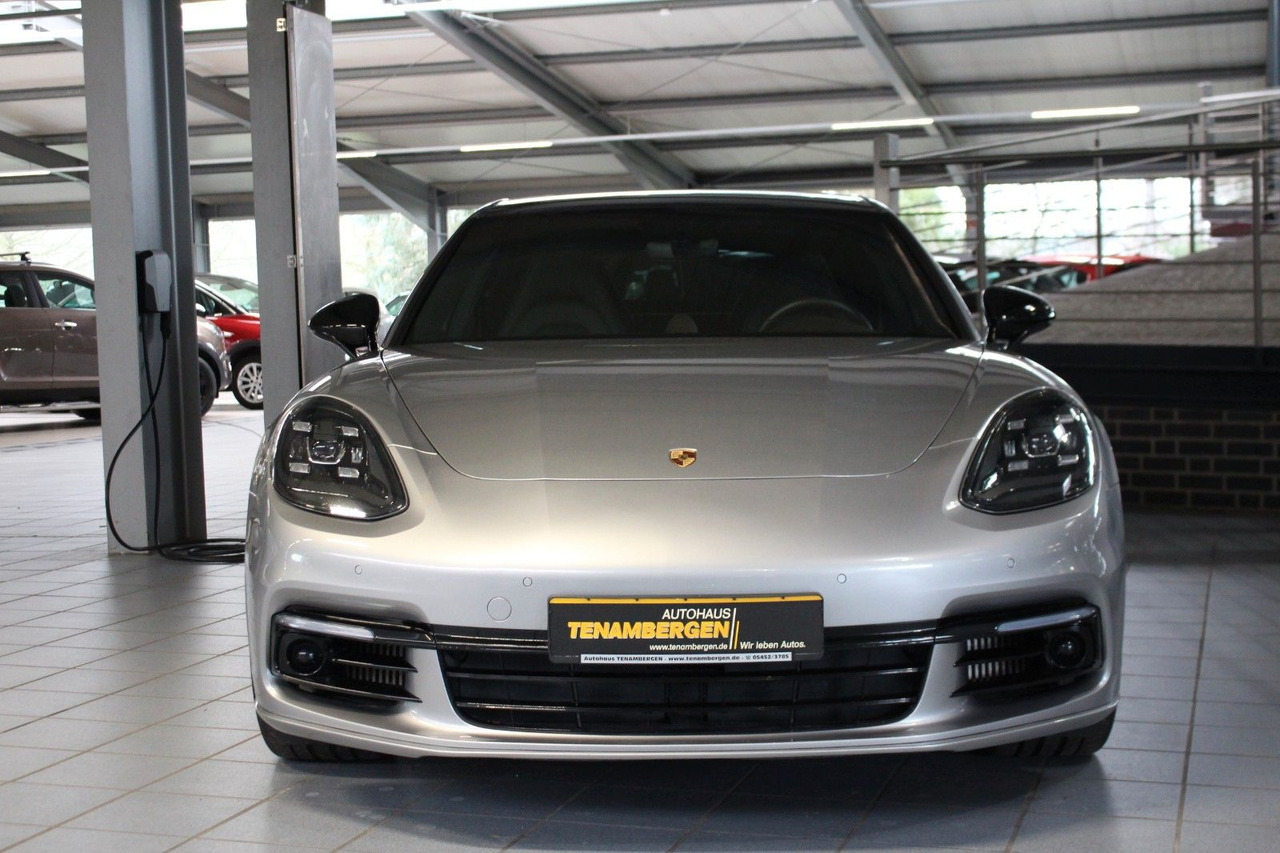 Porsche Panamera 4S Diesel PDK Kamera LED DAB Bose 21" - سيدان: صور 2 Porsche Panamera 4S Diesel PDK Kamera LED DAB Bose 21" - سيدان: صور 2