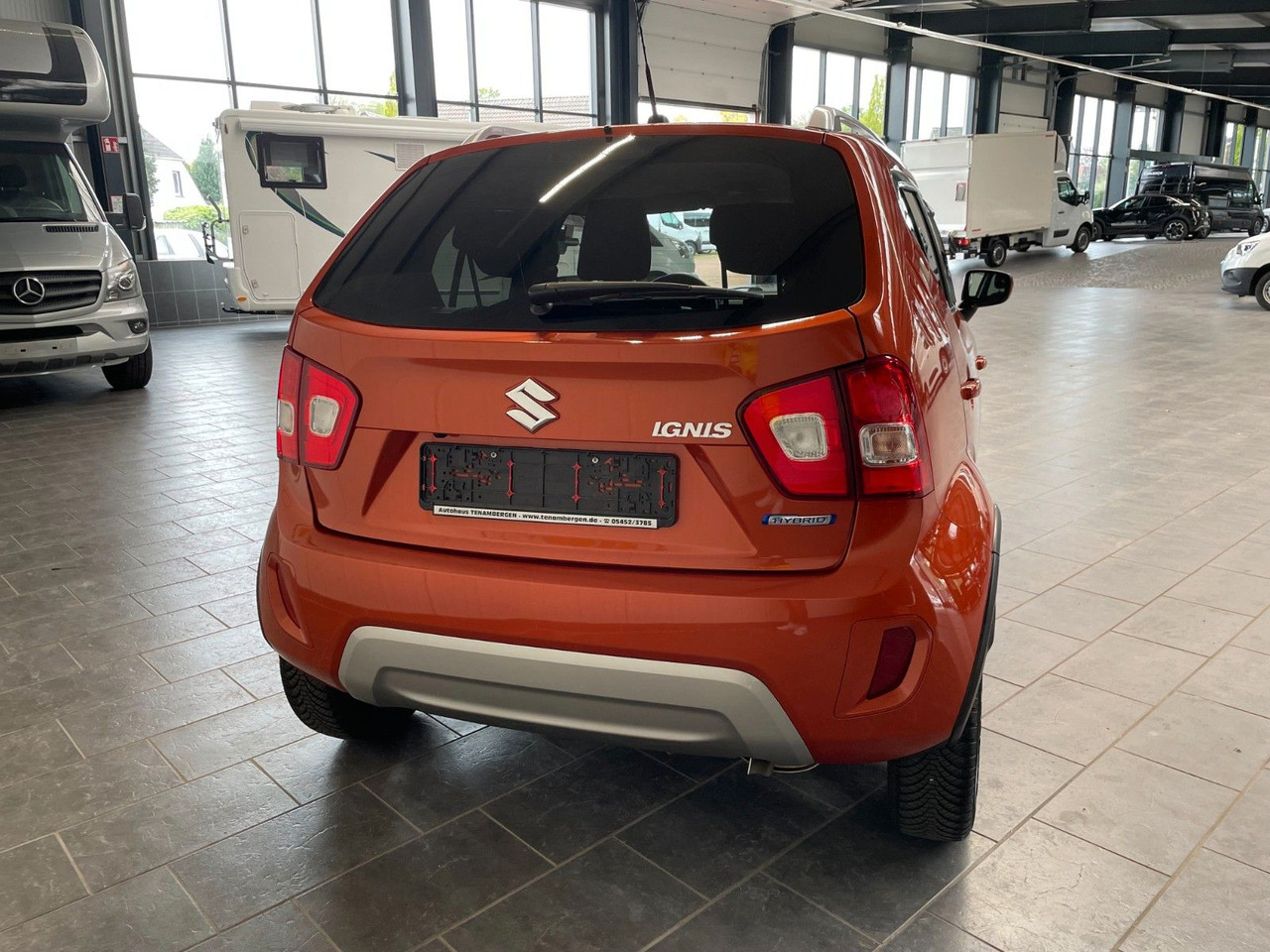 Suzuki Ignis 1.2 Comfort /Hybrid/Automatik/DAB/Navi - سيارة: صور 4 Suzuki Ignis 1.2 Comfort /Hybrid/Automatik/DAB/Navi - سيارة: صور 4