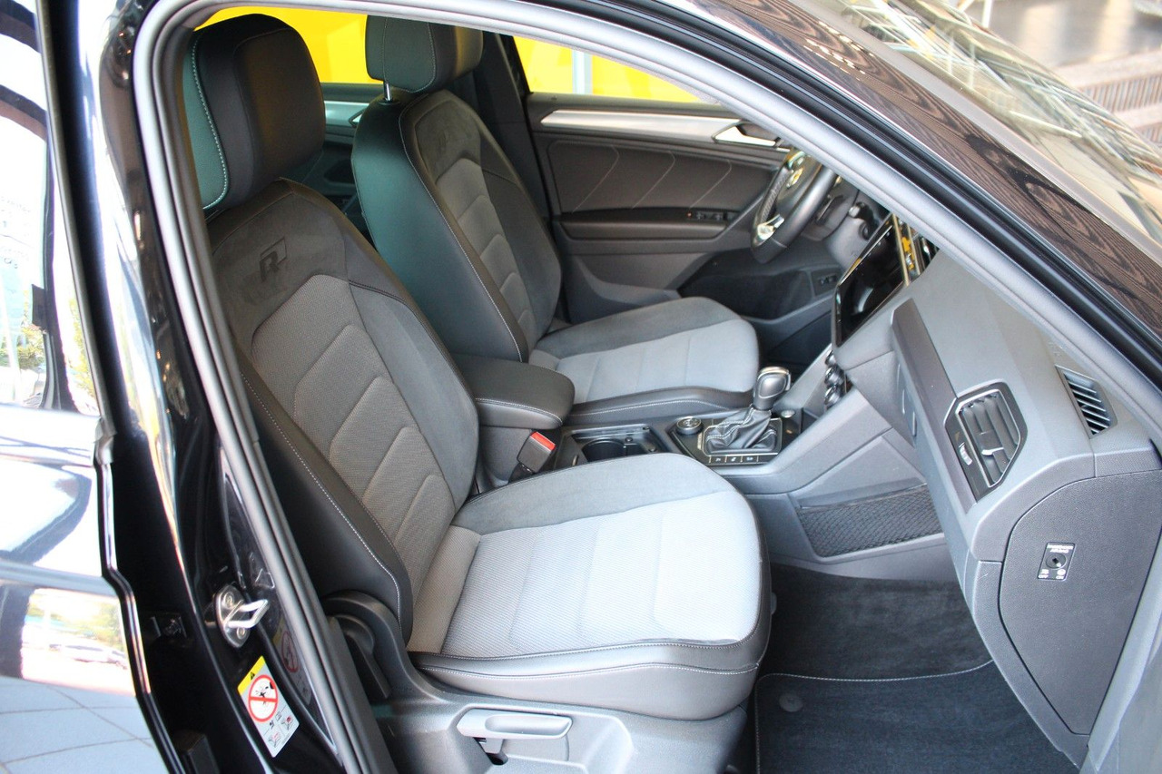 Volkswagen Tiguan 2.0 Highline R-Line 4Motion Pano ACC AHK - سيارة دفع رباعي: صور 5 Volkswagen Tiguan 2.0 Highline R-Line 4Motion Pano ACC AHK - سيارة دفع رباعي: صور 5