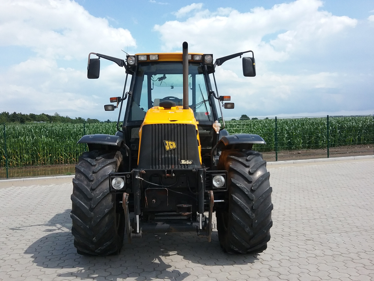 JCB Fastrac 2115 - جرار: صور 2 JCB Fastrac 2115 - جرار: صور 2