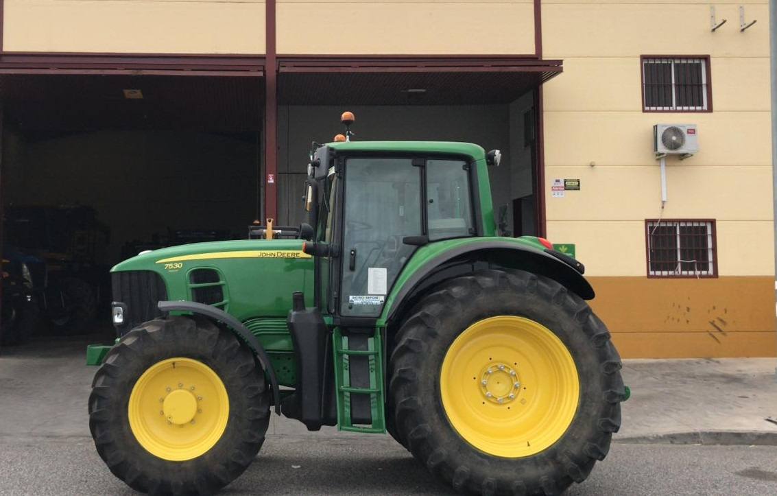 John Deere 7530 Premium - جرار: صور 2 John Deere 7530 Premium - جرار: صور 2
