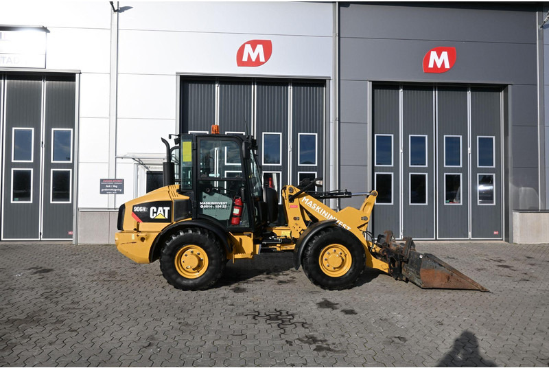 Caterpillar 906 H2 - اللودر بعجل: صور 4 Caterpillar 906 H2 - اللودر بعجل: صور 4