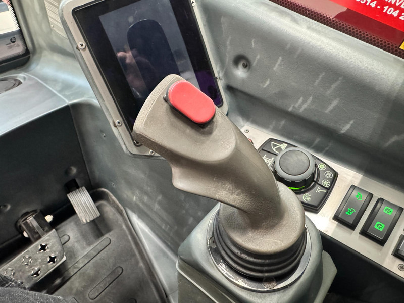 رافعة تلسكوبية MAGNI 5.25 Magni RTH 5.25: صور 14 رافعة تلسكوبية MAGNI 5.25 Magni RTH 5.25: صور 14