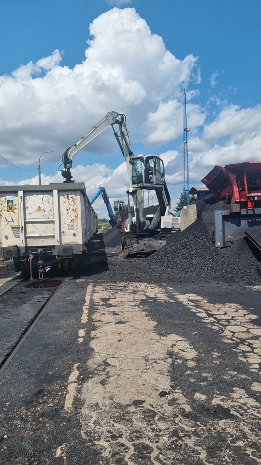 Terex TM 230 - حفارة النقل والشحن: صور 2 Terex TM 230 - حفارة النقل والشحن: صور 2