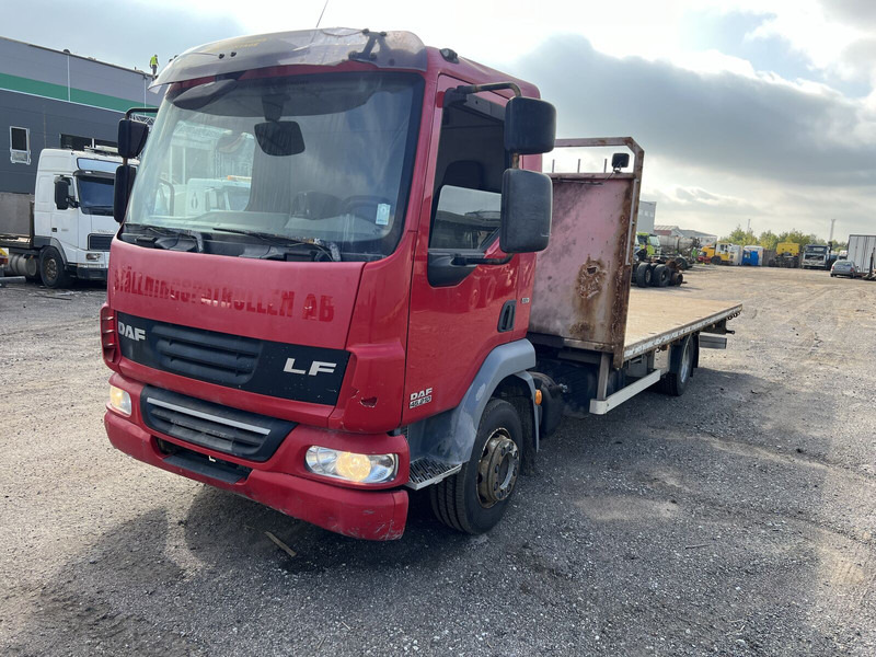 DAF LF45 210 - شاحنات مسطحة: صور 1 DAF LF45 210 - شاحنات مسطحة: صور 1