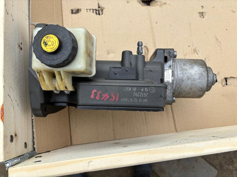 Scania R520 - القابض و قطع الغيار: صور 4 Scania R520 - القابض و قطع الغيار: صور 4