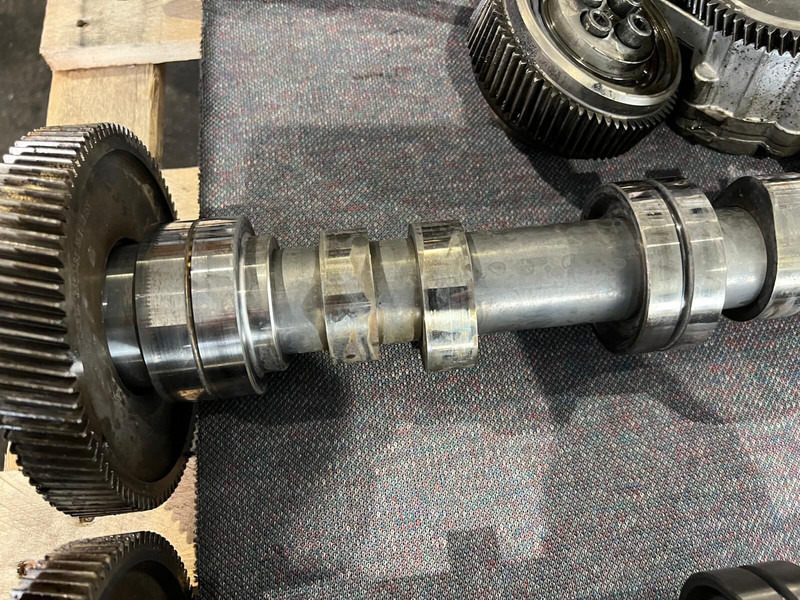 Scania RH - عمود الحدبات: صور 3 Scania RH - عمود الحدبات: صور 3