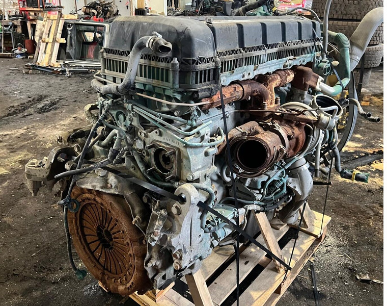 Volvo D13K540 K5 - المحرك: صور 3 Volvo D13K540 K5 - المحرك: صور 3