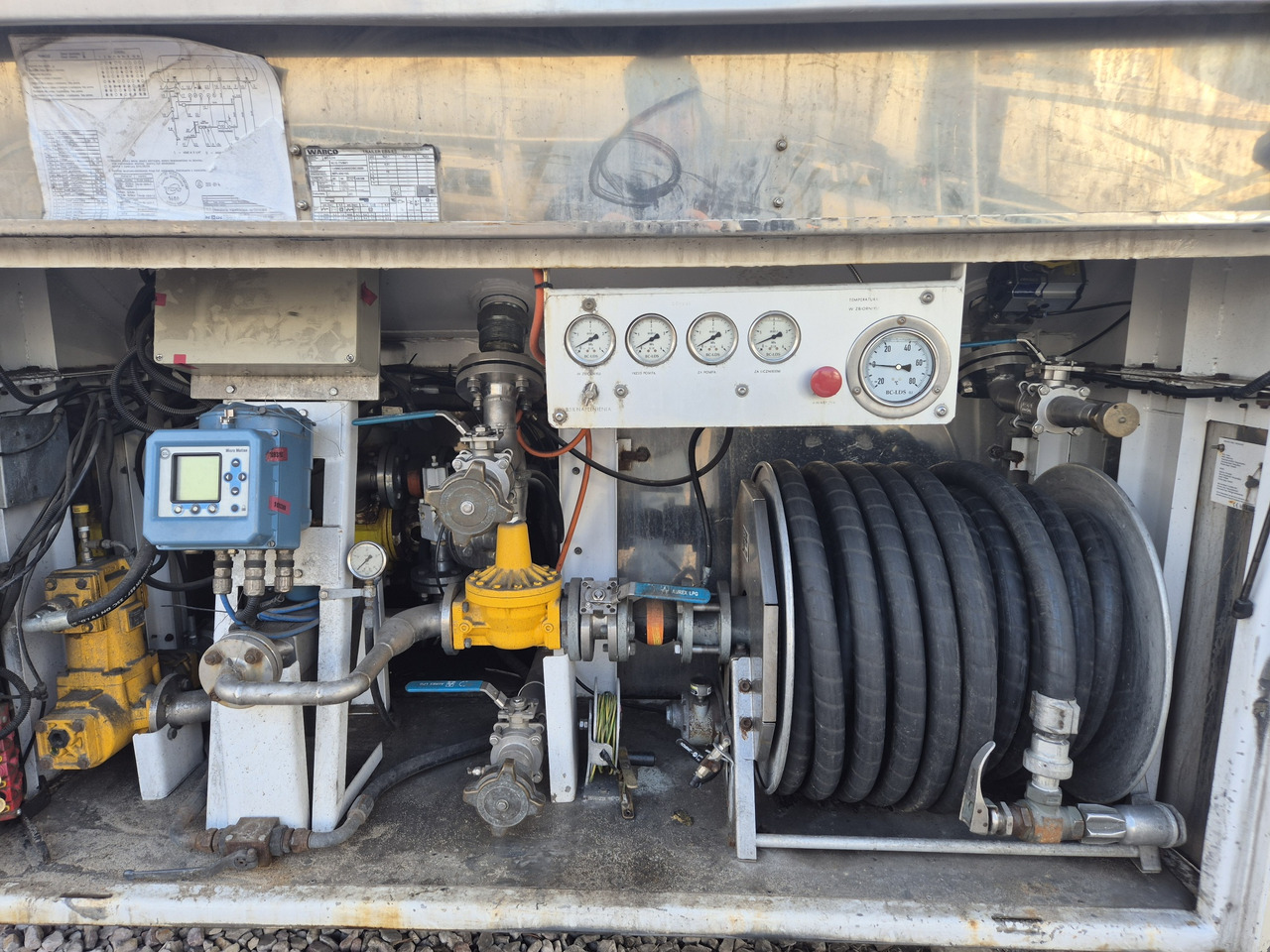 BC-LDS NCG-48 LPG/ GPL/ PROPANE/ wynajem - نصف مقطورة صهريج: صور 4 BC-LDS NCG-48 LPG/ GPL/ PROPANE/ wynajem - نصف مقطورة صهريج: صور 4