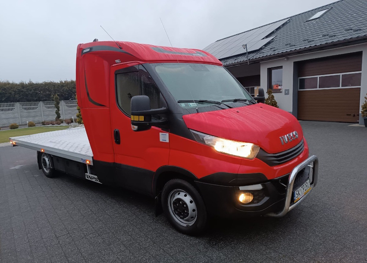 Iveco Daily 35-180 Autolaweta Sypialnia STAN WZOROWY VAT 23 - سيارة السحب للتصليح: صور 3 Iveco Daily 35-180 Autolaweta Sypialnia STAN WZOROWY VAT 23 - سيارة السحب للتصليح: صور 3