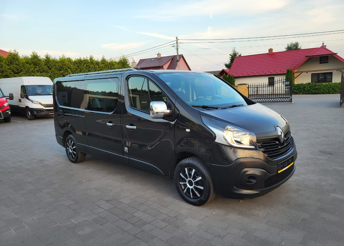 الشاحنات الصغيرة كابينة مزدوجة Renault Trafic Long doka 6-osobowy 6 osobowy: صور 15
