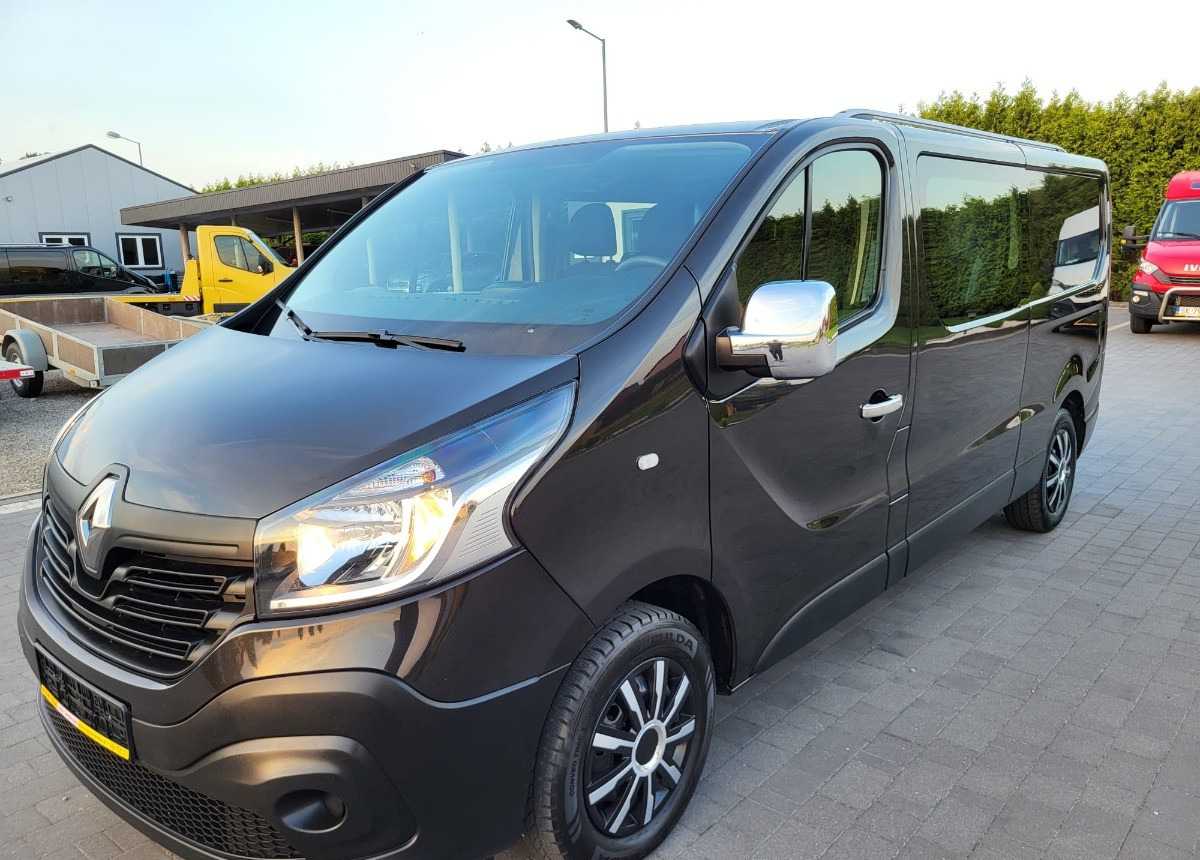 الشاحنات الصغيرة كابينة مزدوجة Renault Trafic Long doka 6-osobowy 6 osobowy: صور 17