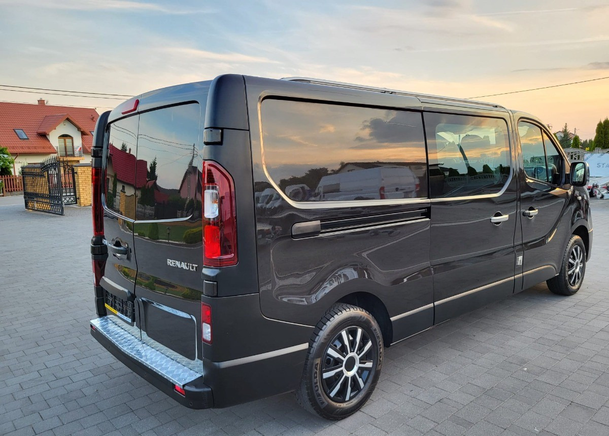 الشاحنات الصغيرة كابينة مزدوجة Renault Trafic Long doka 6-osobowy 6 osobowy: صور 8