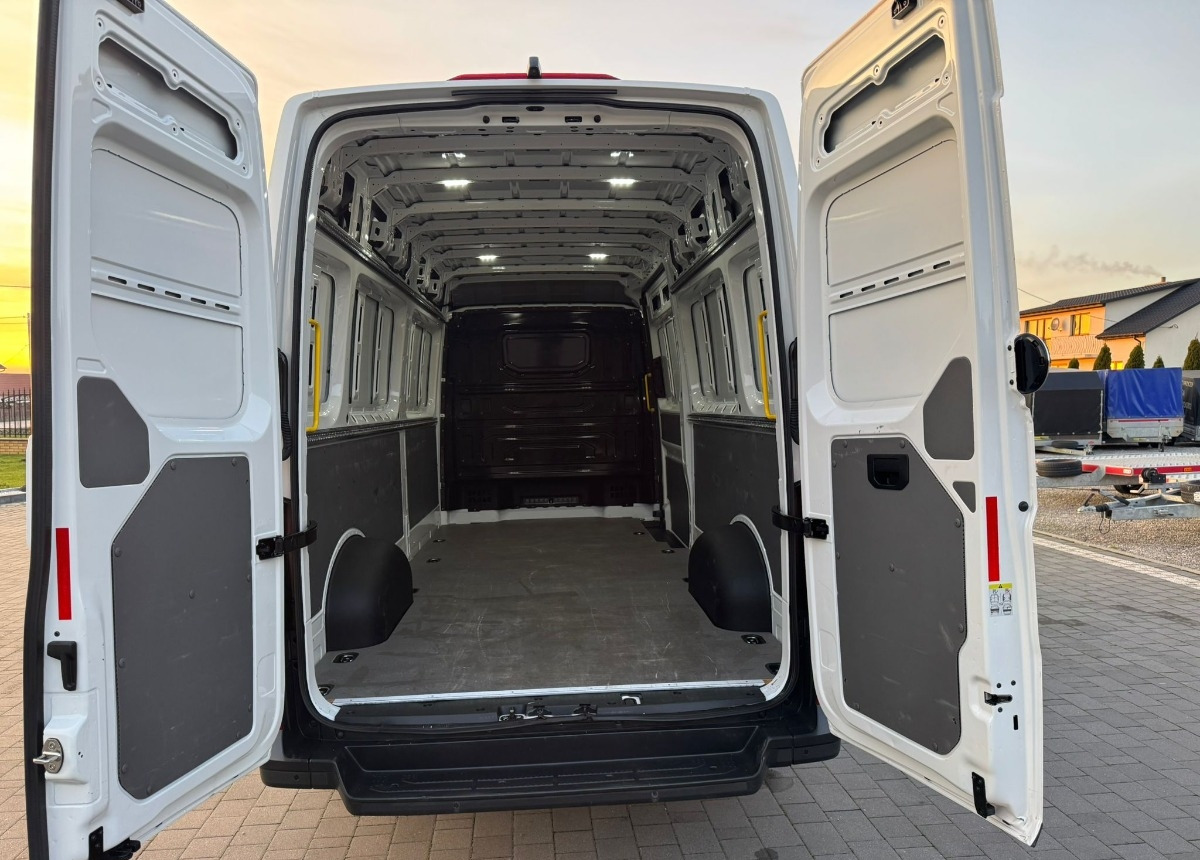 فان Volkswagen Crafter Maxi Z Niemiec Stan jak Nowy Vw -Automatik-MaXi po Serwisie: صور 19