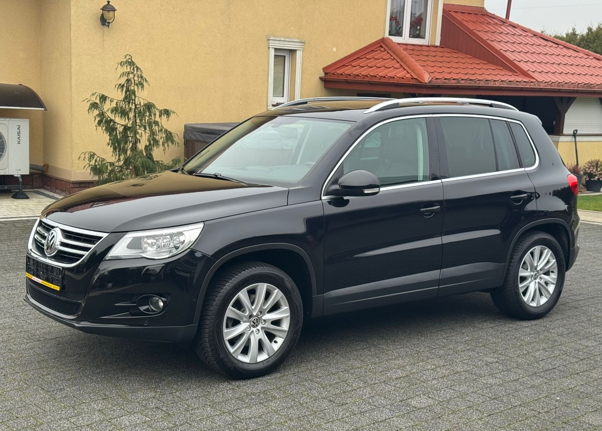 Volkswagen Tiguan Auto z Niemiec 69 tys. przeb. 4-montion-Sport- DSG Stan jak Nowy - سيارة دفع رباعي: صور 3 Volkswagen Tiguan Auto z Niemiec 69 tys. przeb. 4-montion-Sport- DSG Stan jak Nowy - سيارة دفع رباعي: صور 3