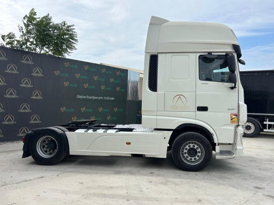 DAF XF 480 , Automatik, EURO 6, , Alufelgen - شاحنة جرار: صور 3 DAF XF 480 , Automatik, EURO 6, , Alufelgen - شاحنة جرار: صور 3