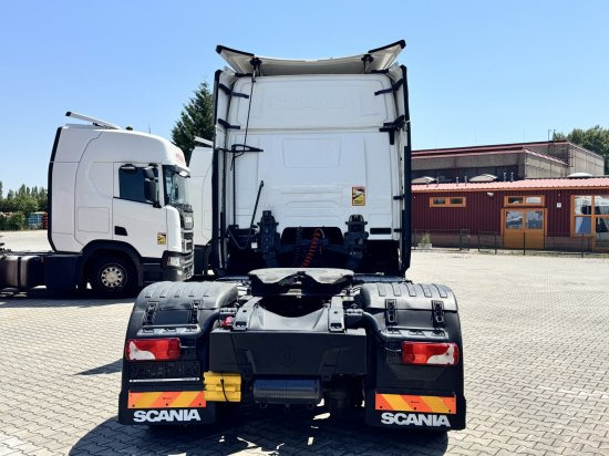 Scania R450 DC 13 164 Euro 6 Highline Retarder - شاحنة جرار: صور 5 Scania R450 DC 13 164 Euro 6 Highline Retarder - شاحنة جرار: صور 5
