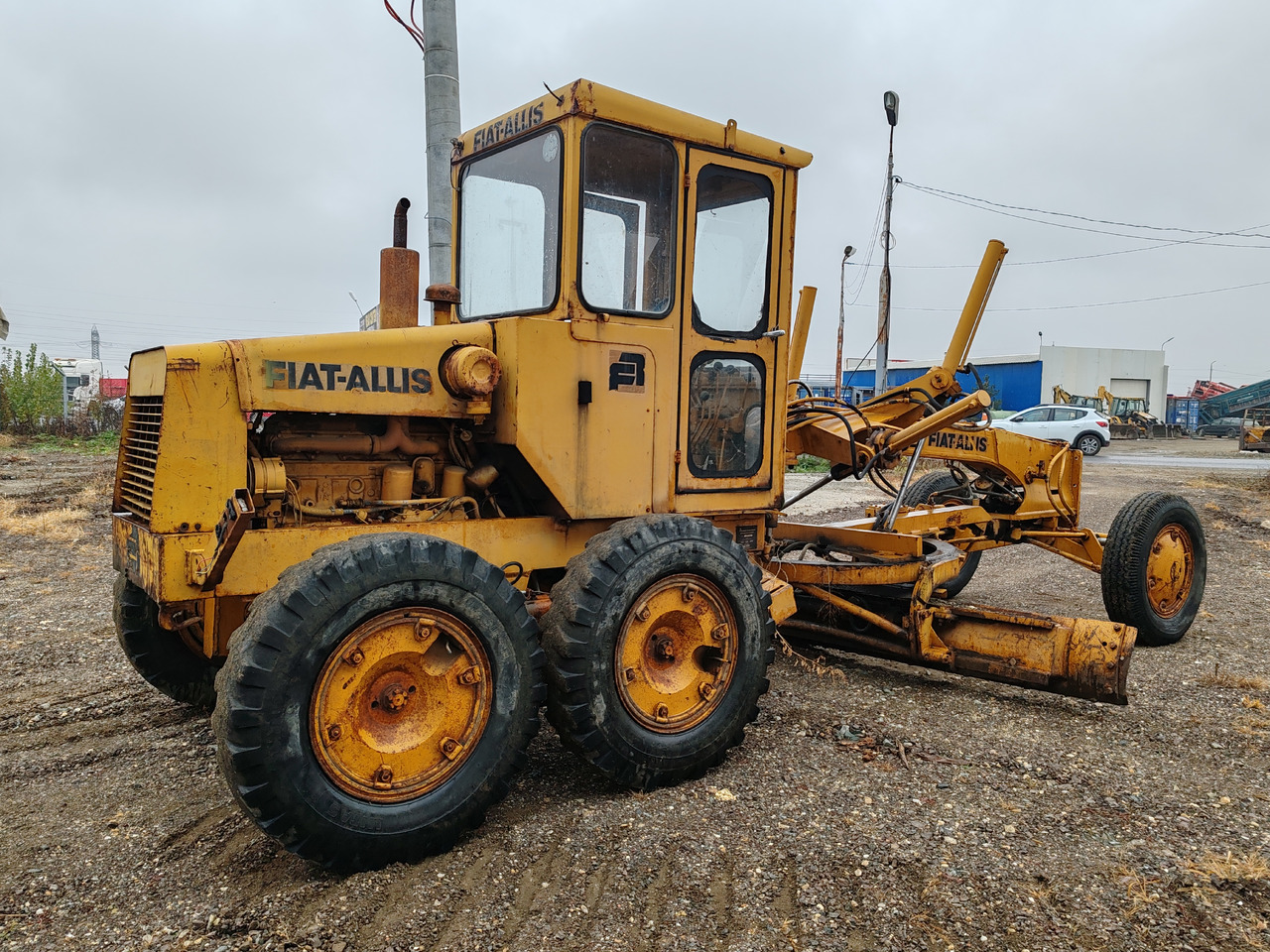 Fiat Allis Greder - آلة تسوية الأرض: صور 5 Fiat Allis Greder - آلة تسوية الأرض: صور 5