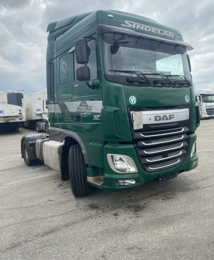 DAF XF 460 - شاحنة جرار: صور 3 DAF XF 460 - شاحنة جرار: صور 3