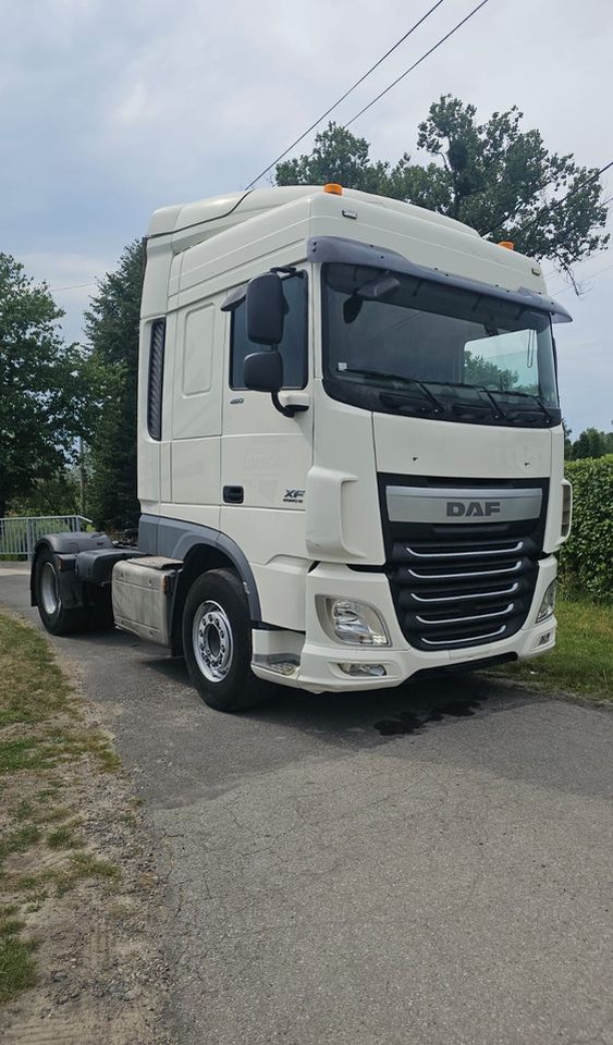 DAF XF460 - شاحنة جرار: صور 3 DAF XF460 - شاحنة جرار: صور 3
