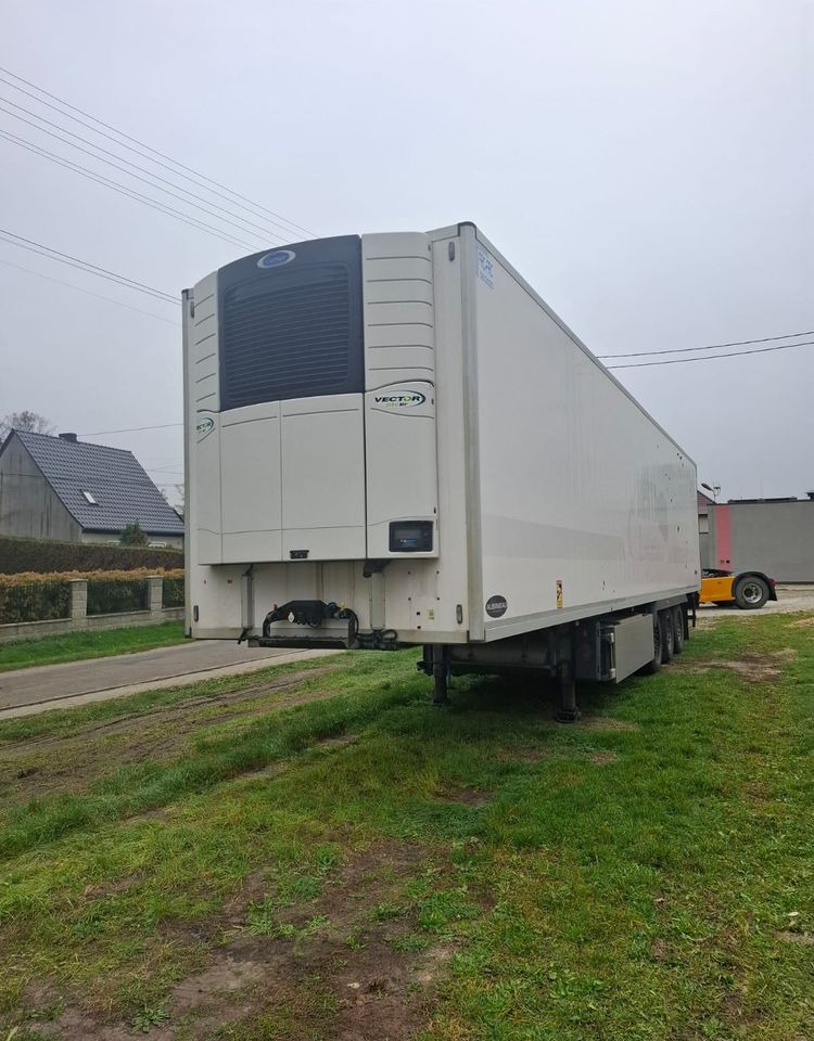 LeciTrailer Carrier Vector 1950 Mt - مبردة نصف مقطورة: صور 1 LeciTrailer Carrier Vector 1950 Mt - مبردة نصف مقطورة: صور 1