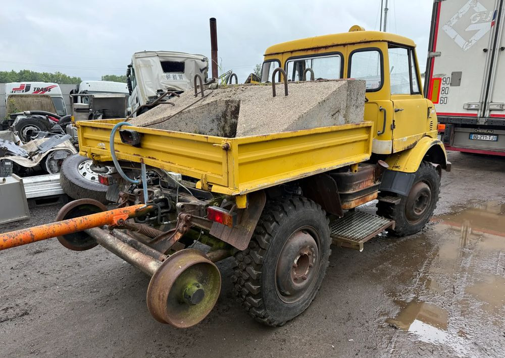 Mercedes-Benz UNIMOG 406B - شاحنات مسطحة: صور 4 Mercedes-Benz UNIMOG 406B - شاحنات مسطحة: صور 4