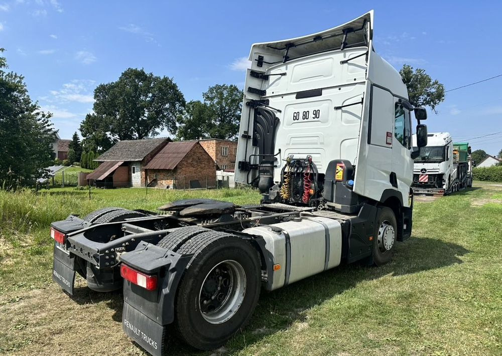 Renault T460 - شاحنة جرار: صور 4 Renault T460 - شاحنة جرار: صور 4