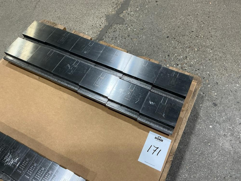 آلة تصنيع المعادن LVD 5326TC: صور 1