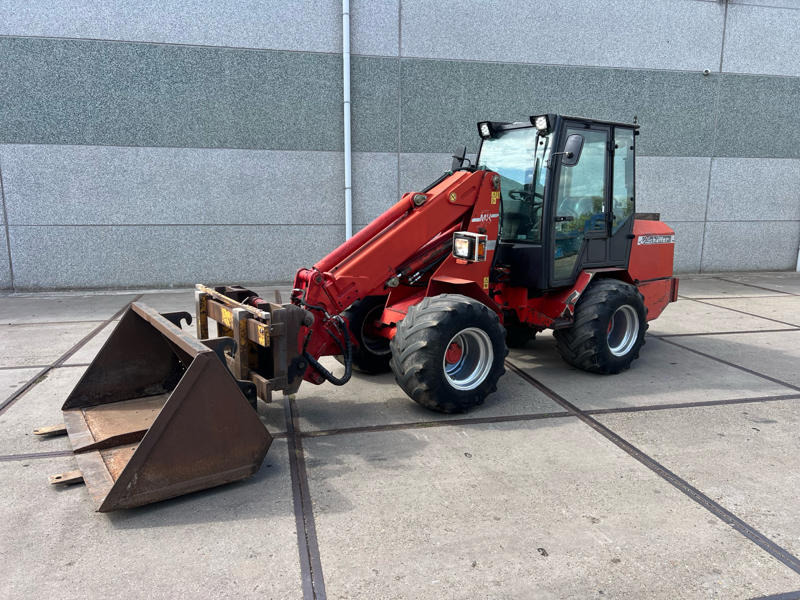 Schäffer 450TS - آلات البناء: صور 1 Schäffer 450TS - آلات البناء: صور 1