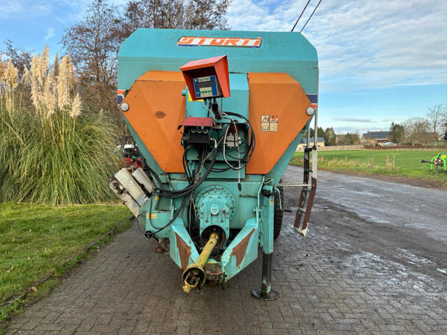 Storti Labrador 160 - آلات البناء: صور 2 Storti Labrador 160 - آلات البناء: صور 2