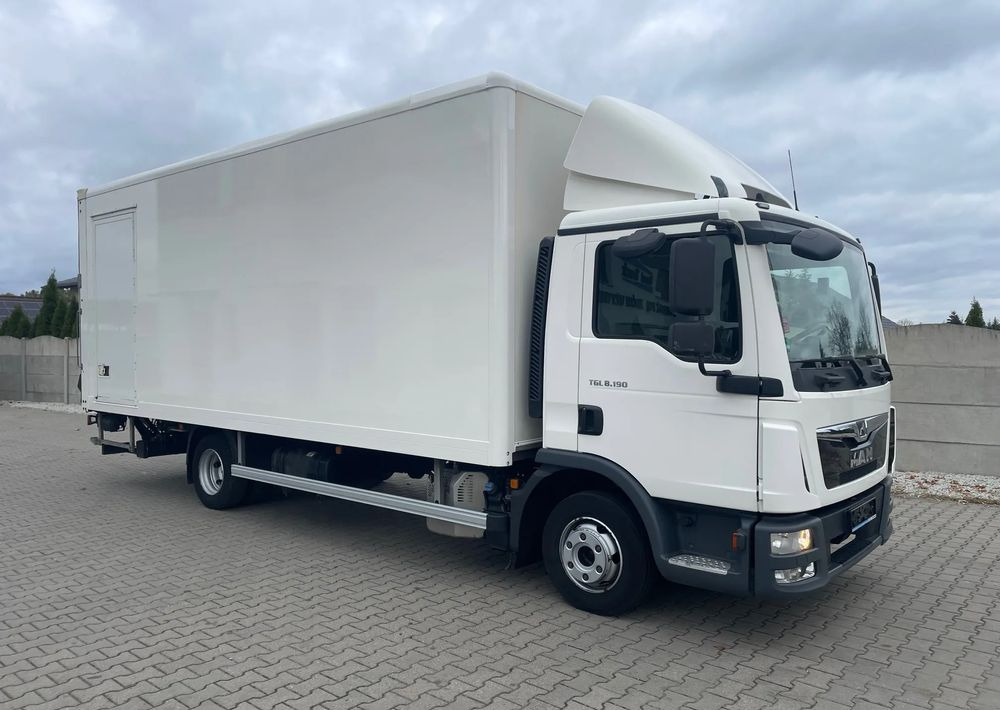 MAN TGL 8.190 KLIMA , PODUSZKI! - بصندوق مغلق شاحنة: صور 4 MAN TGL 8.190 KLIMA , PODUSZKI! - بصندوق مغلق شاحنة: صور 4