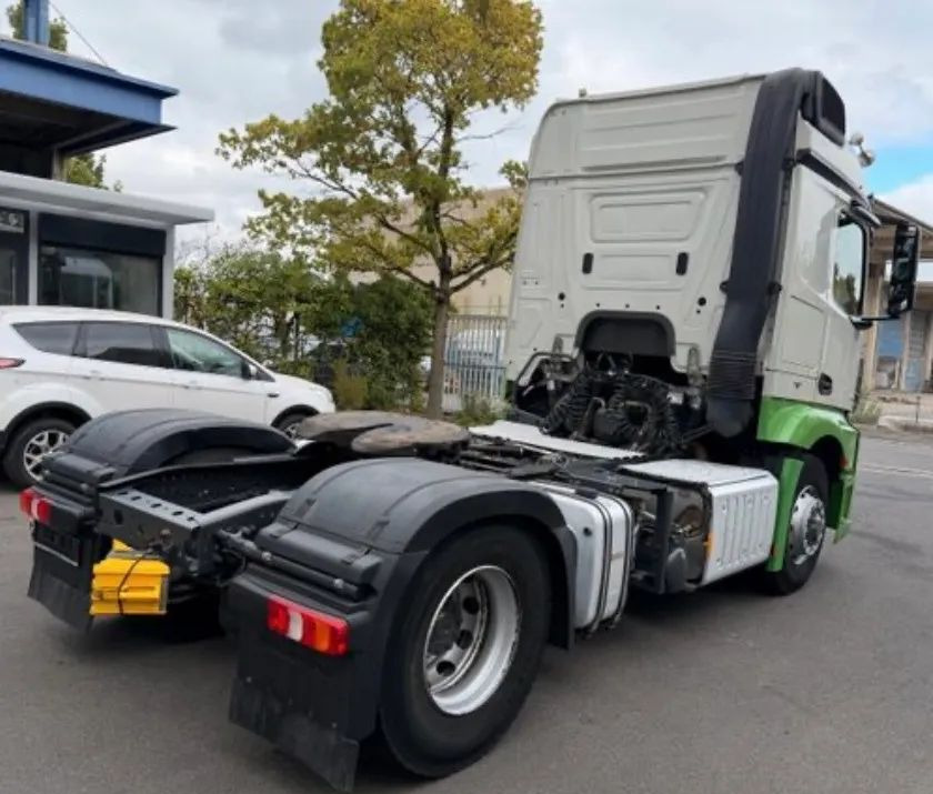 Mercedes-Benz ACTROS 1848 HAD/ 4X4/ HYDRAULIKA - شاحنة جرار: صور 3 Mercedes-Benz ACTROS 1848 HAD/ 4X4/ HYDRAULIKA - شاحنة جرار: صور 3