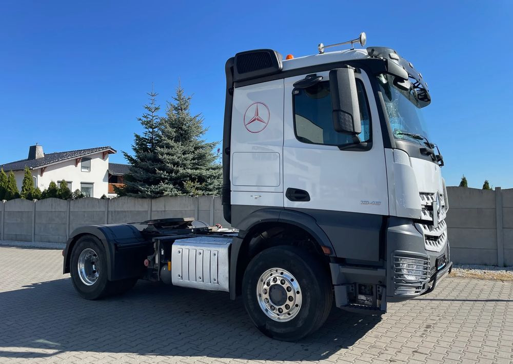 Mercedes-Benz AROCS 1845/ HAD/ 4x4/ BEZ RETARDERA! - شاحنة جرار: صور 4 Mercedes-Benz AROCS 1845/ HAD/ 4x4/ BEZ RETARDERA! - شاحنة جرار: صور 4