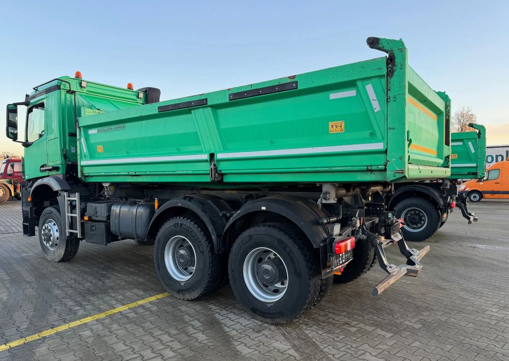 Mercedes-Benz AROCS 3345/6x6/ Wywrotka Miller Bordmatic - قلابات: صور 5 Mercedes-Benz AROCS 3345/6x6/ Wywrotka Miller Bordmatic - قلابات: صور 5