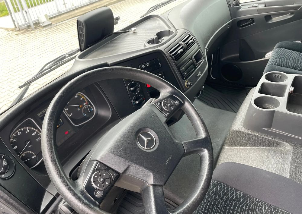 بصندوق مغلق شاحنة Mercedes-Benz ATEGO 818 klima, pneumatyka!: صور 8 بصندوق مغلق شاحنة Mercedes-Benz ATEGO 818 klima, pneumatyka!: صور 8