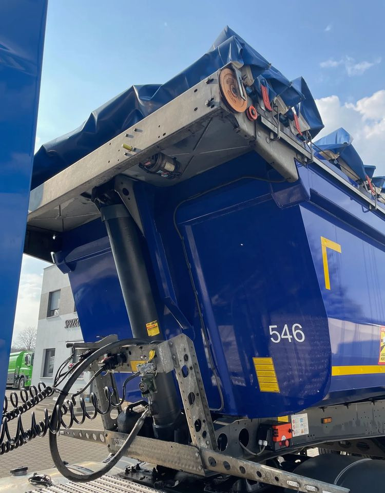 Schmitz Cargobull SCB S3D/ Wywrotka/ 30m3/ Stalówka/ Waga 6770 kg! - قلابة نصف مقطورة: صور 4 Schmitz Cargobull SCB S3D/ Wywrotka/ 30m3/ Stalówka/ Waga 6770 kg! - قلابة نصف مقطورة: صور 4