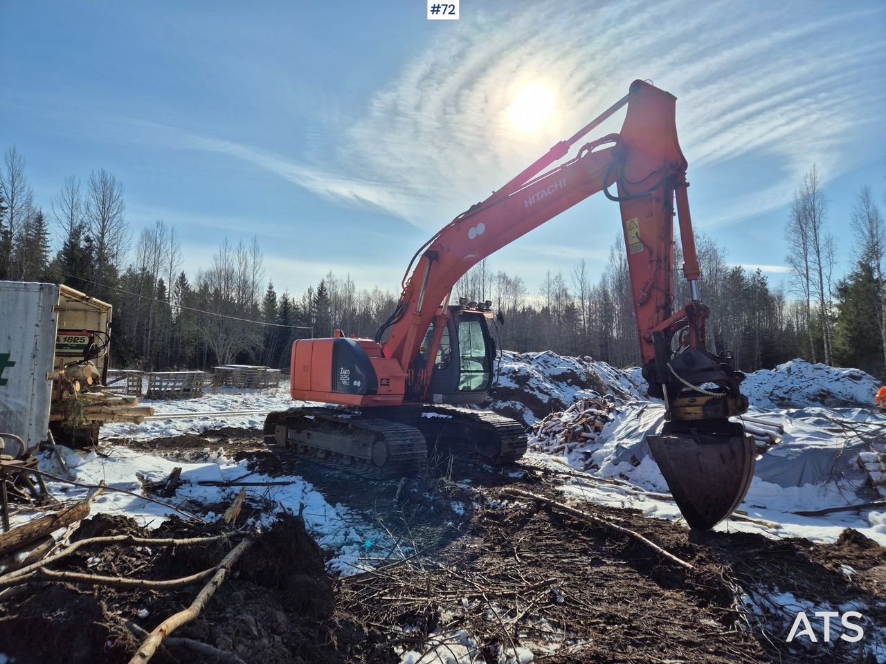 2005 Hitachi Zaxis 225USR LC - حفارات زحافة: صور 3 2005 Hitachi Zaxis 225USR LC - حفارات زحافة: صور 3