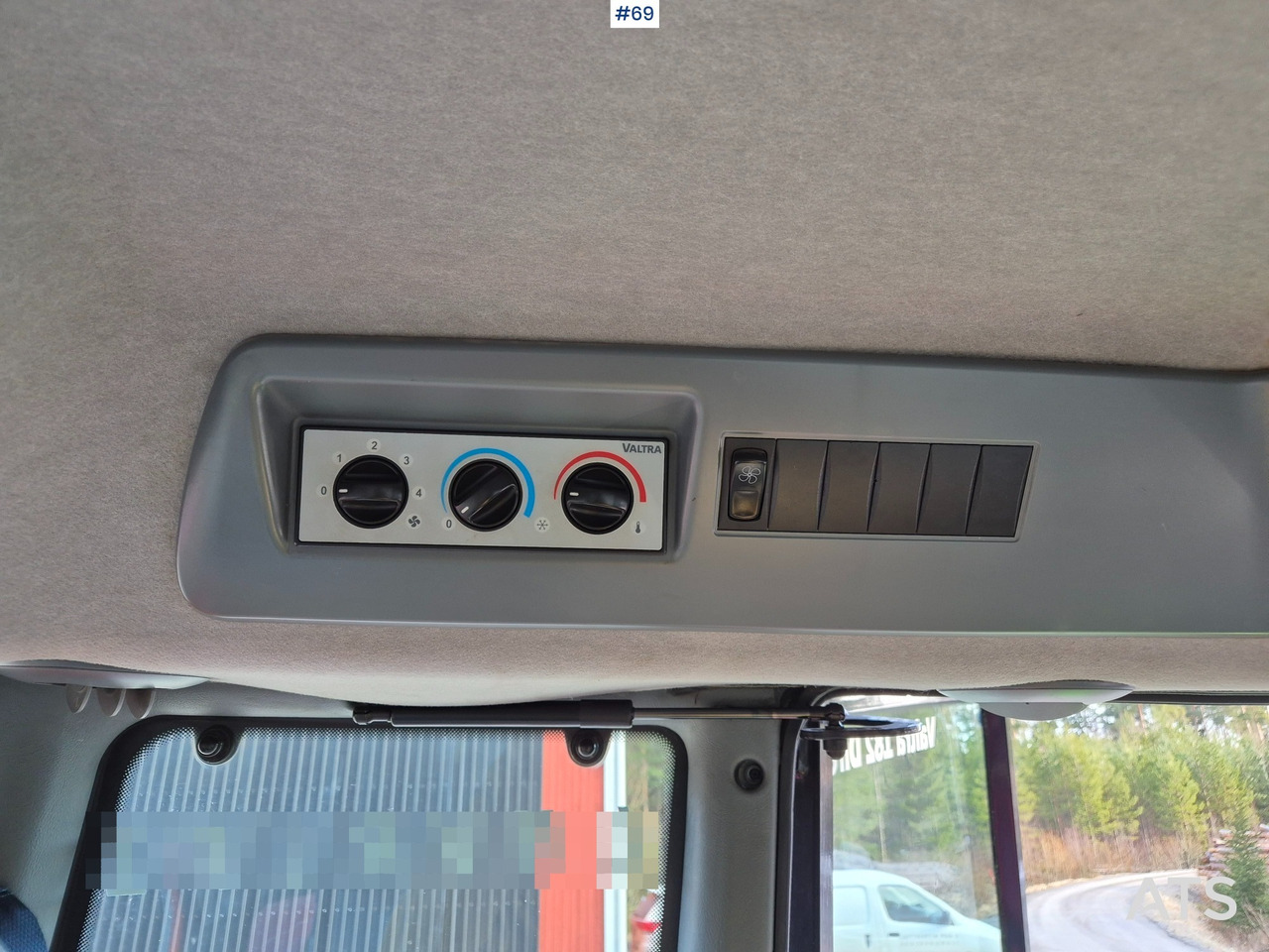 جرار Valtra T182: صور 19 جرار Valtra T182: صور 19