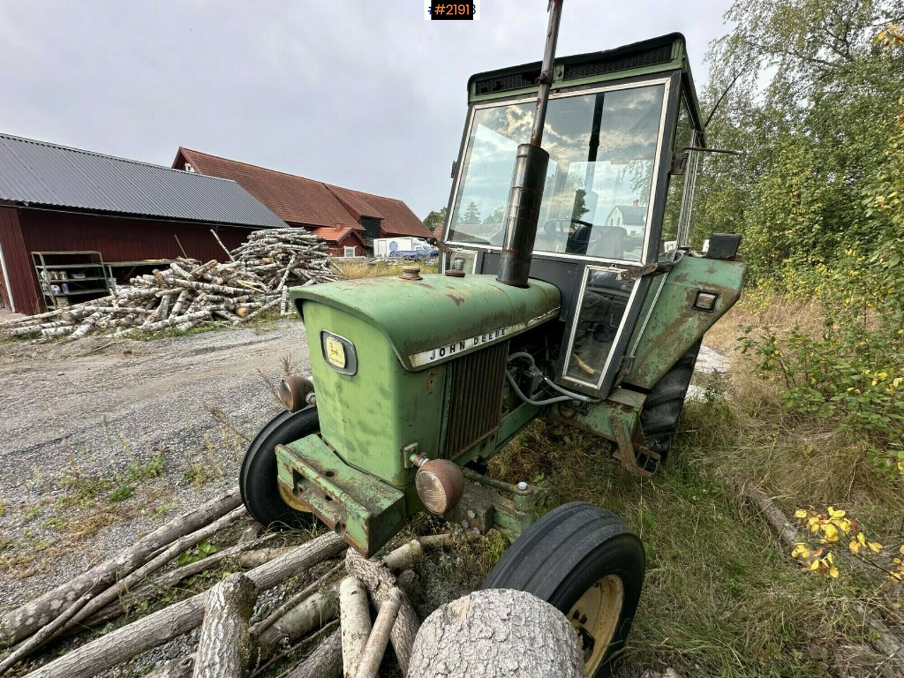 John Deere 2130 Tractor - جرار: صور 3 John Deere 2130 Tractor - جرار: صور 3