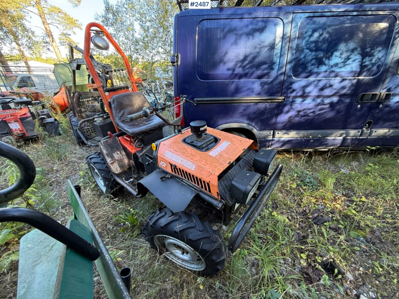 Mini forwarder Vimek Minimaster 101 - شاحنات نقل الأخشاب في الغابات: صور 4 Mini forwarder Vimek Minimaster 101 - شاحنات نقل الأخشاب في الغابات: صور 4