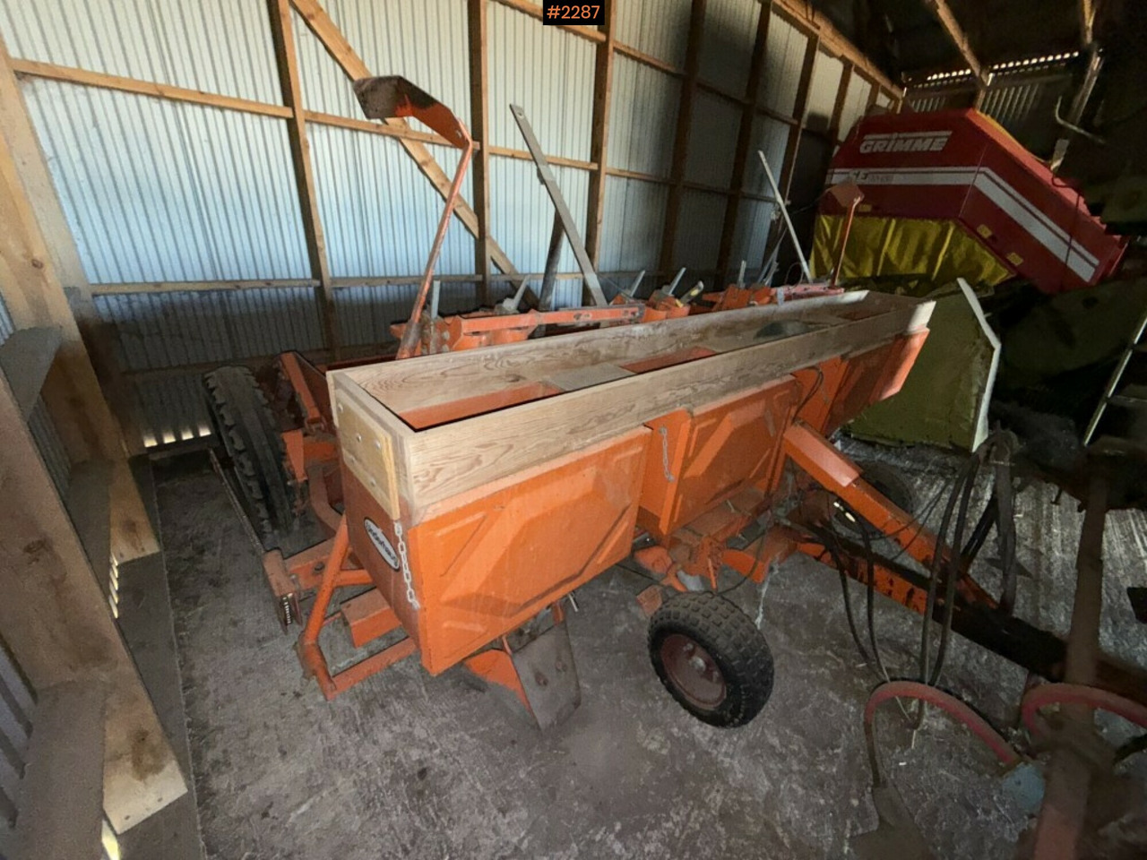 Potato planter Underhaug - آلة زراعة البطاطس: صور 5 Potato planter Underhaug - آلة زراعة البطاطس: صور 5