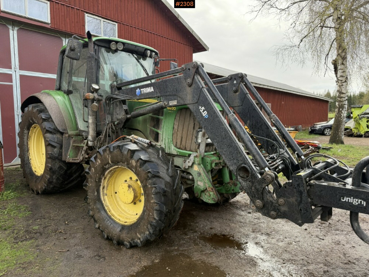 Tractor John Deere 6930 Premium with front loader (see video) - جرار: صور 1 Tractor John Deere 6930 Premium with front loader (see video) - جرار: صور 1