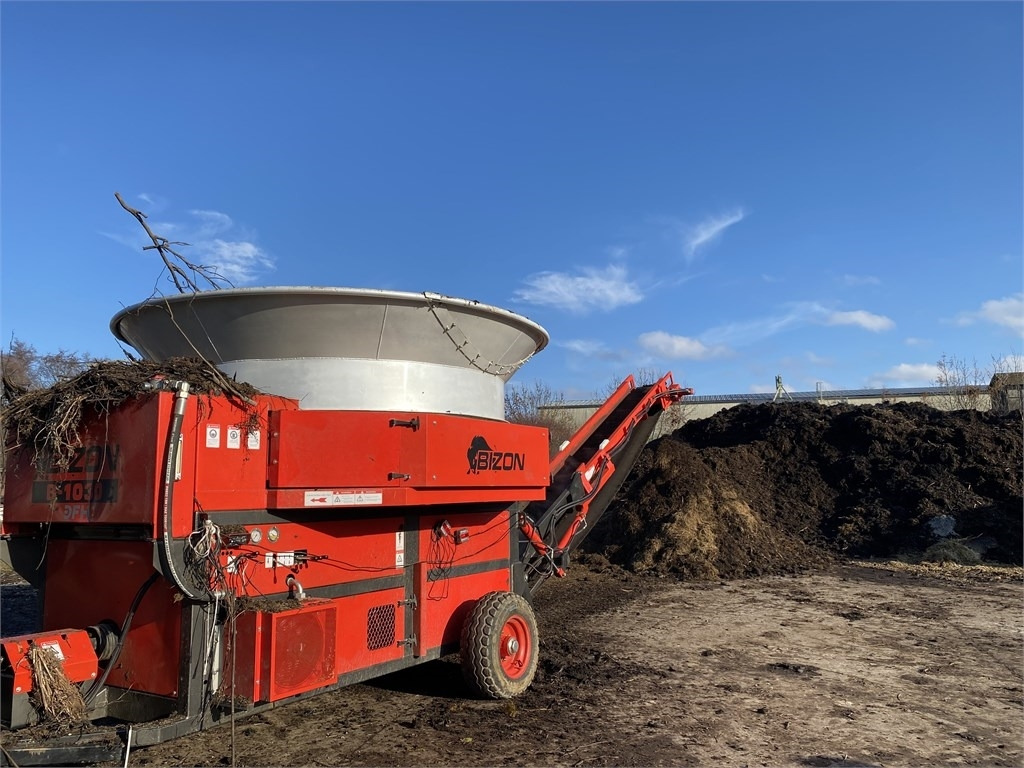 Bizon B-1030 Kompost Schredder Biomasse Mist Compost shr - سترو التقطيع: صور 1 Bizon B-1030 Kompost Schredder Biomasse Mist Compost shr - سترو التقطيع: صور 1