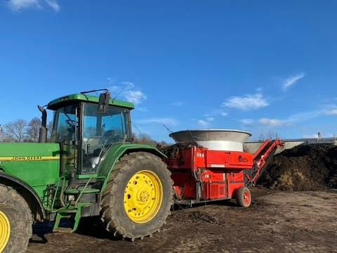 Bizon B-1030 Kompost Schredder Biomasse Mist Compost shr - سترو التقطيع: صور 2 Bizon B-1030 Kompost Schredder Biomasse Mist Compost shr - سترو التقطيع: صور 2