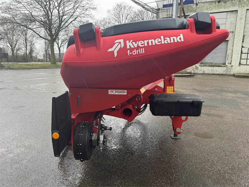 Kverneland F Drill - الة بذر: صور 2 Kverneland F Drill - الة بذر: صور 2